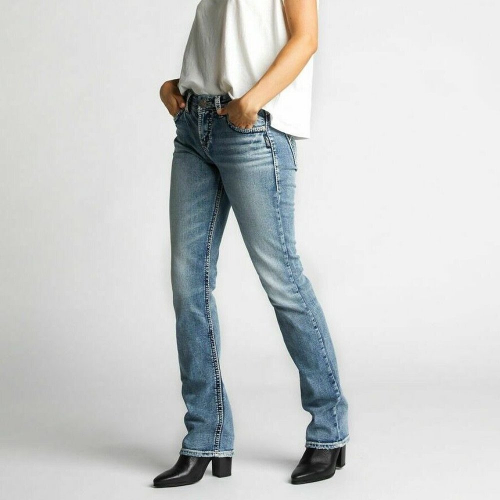 Silver Suki High Baby Boot Bootcut Jeans Stretch Denim Light Fade Indigo Wash 27